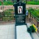 Красивый вертикальный памятник с цветным портретом