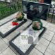 Памятник из черного гранита с элегантным декором